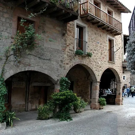 Allotjaments Rurals Pere Petit Santa Pau
